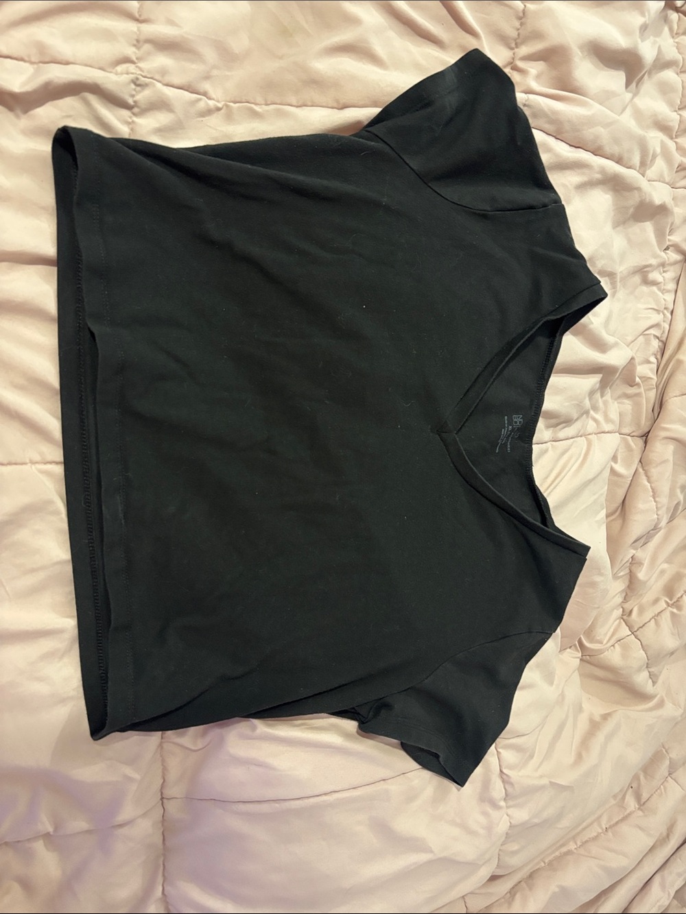 No Boundaries Black Short Sleeve V-Neck Top